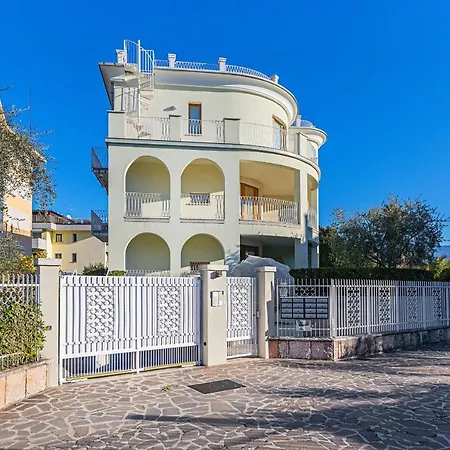 Casa Alessandra Pt3 By Wonderful Italy Daire Toscolano Maderno